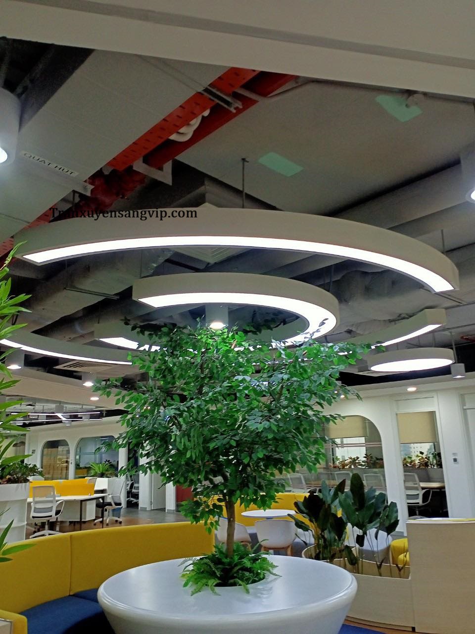 hop-den-xuyen-sang-2 Hộp Đèn Xuyên Sáng