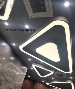 Mẫu Trần Xuyên Sáng Bầu Trời