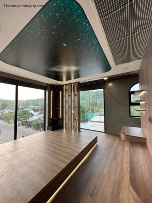 Thi Công Trần Xuyên Sáng Sao Cao Cấp