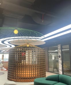 Trần Xuyên Sáng Trắng Cho Công Ty