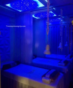 Trần Led Xuyên Sáng Cho Quán