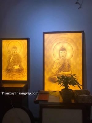 Trần Xuyên Sáng Cho Phòng Thờ