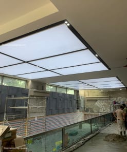 Trần Xuyên Sáng Tại Trung Tâm Thương Mại